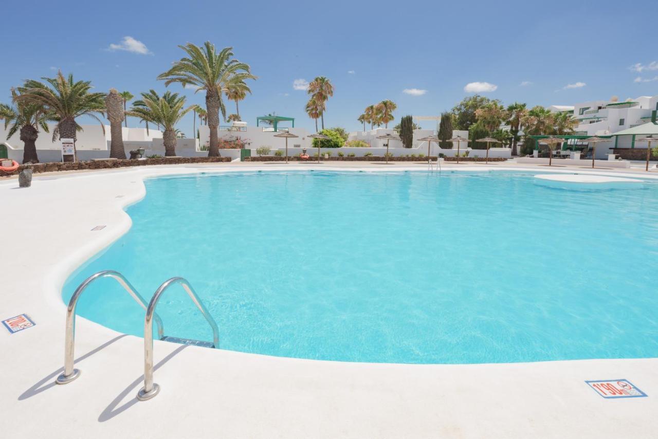 Lanzahost Apartamento Larimar Costa Teguise Kültér fotó